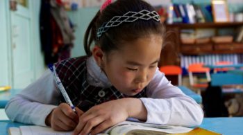 With rapid growth, the Government of Mongolia introduced a number of programs to improve the country’s education system, especially rural primary education. Murun County, Mongolia. Photo: Khasar Sandag / World Bank